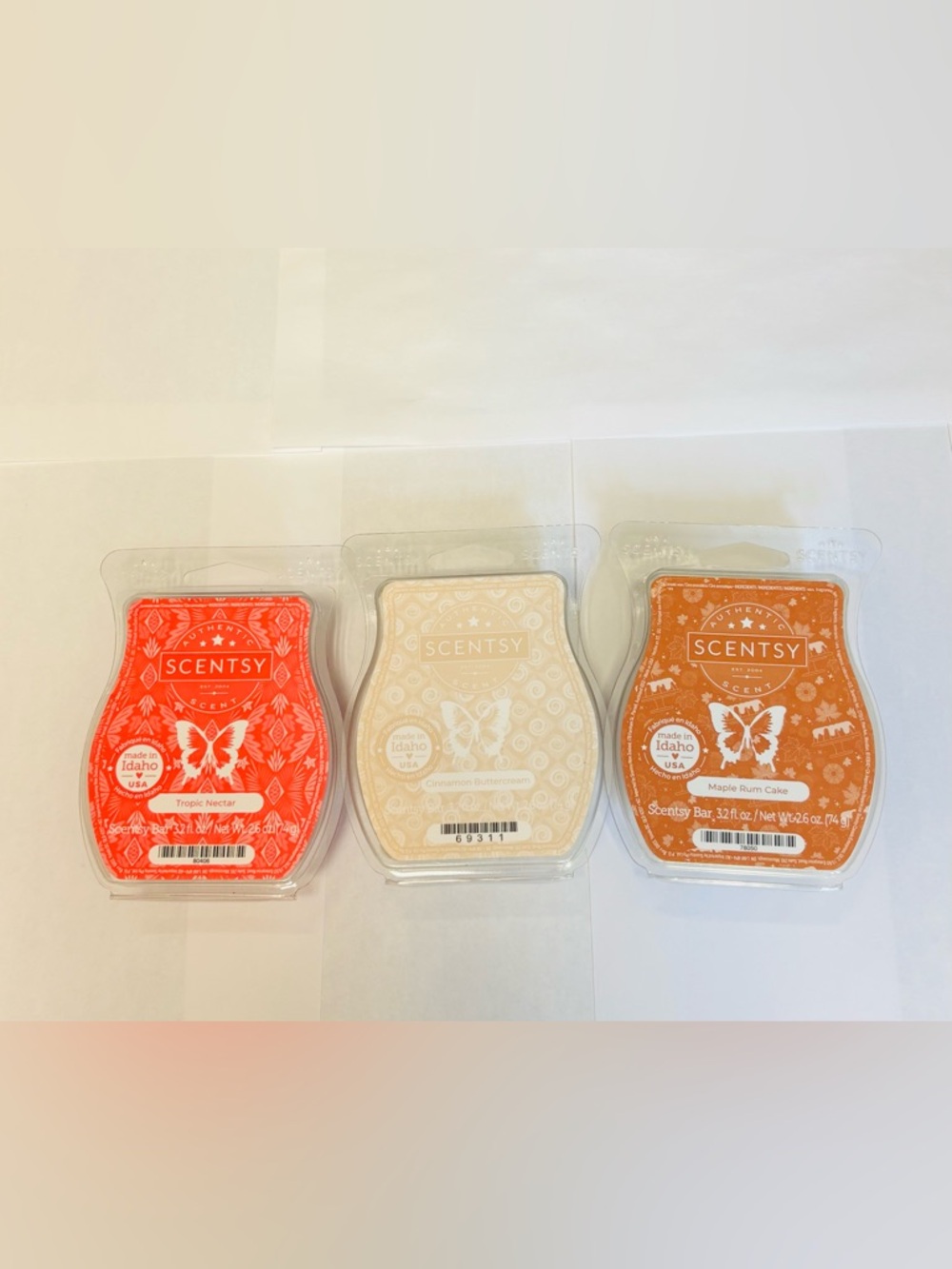Scentsy Wax Melt Bars Trio Maple Rum Cake, Cinnamon Buttercream, Tropic Nectar